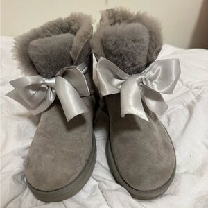 Grey Uggs with Bows